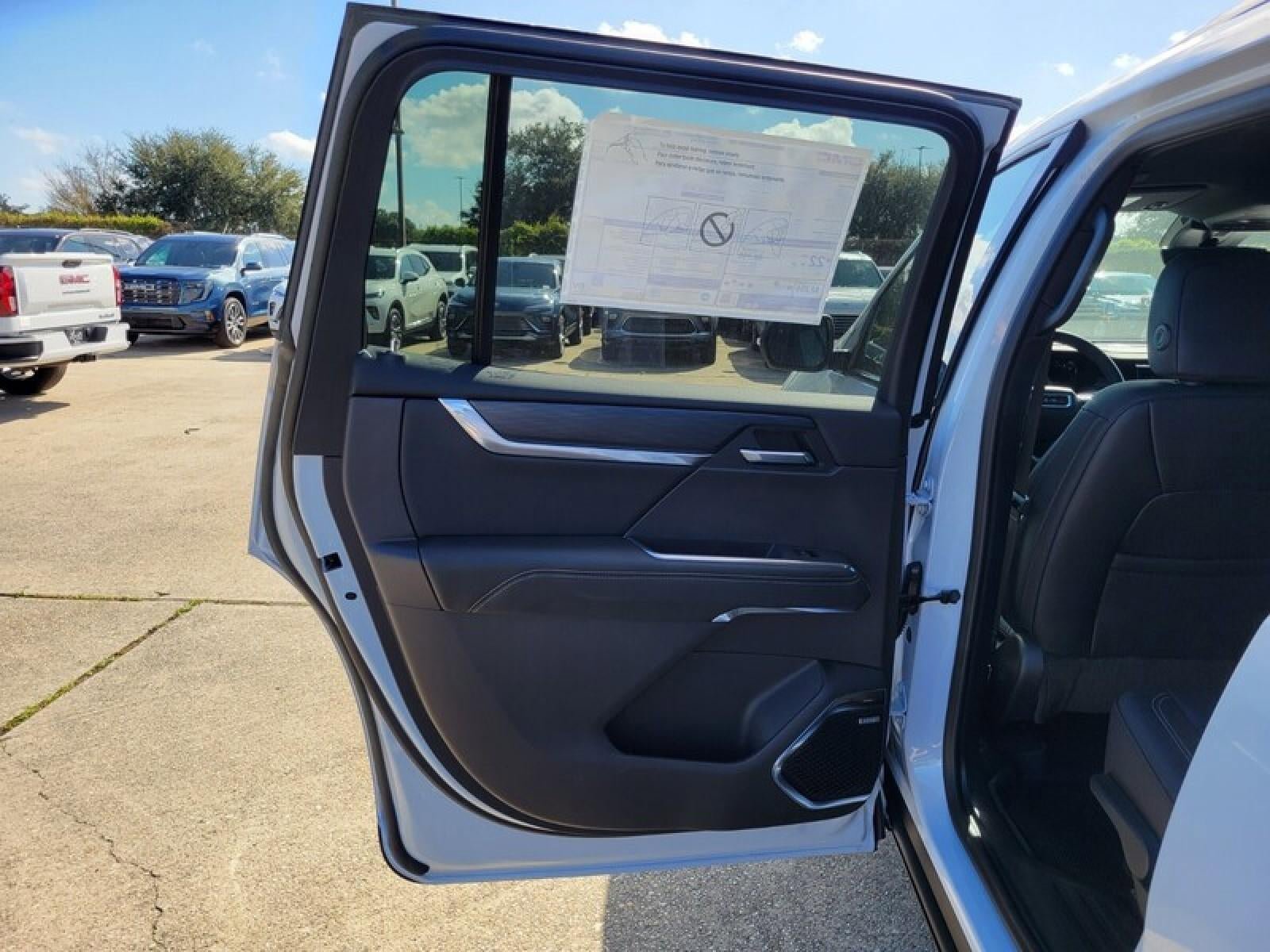 New 2026 GMC Acadia Elevation w/ Black Edition FWD image 29