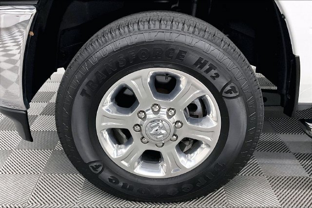 Used 2024 RAM 3500 Big Horn AWD/4WD image 10