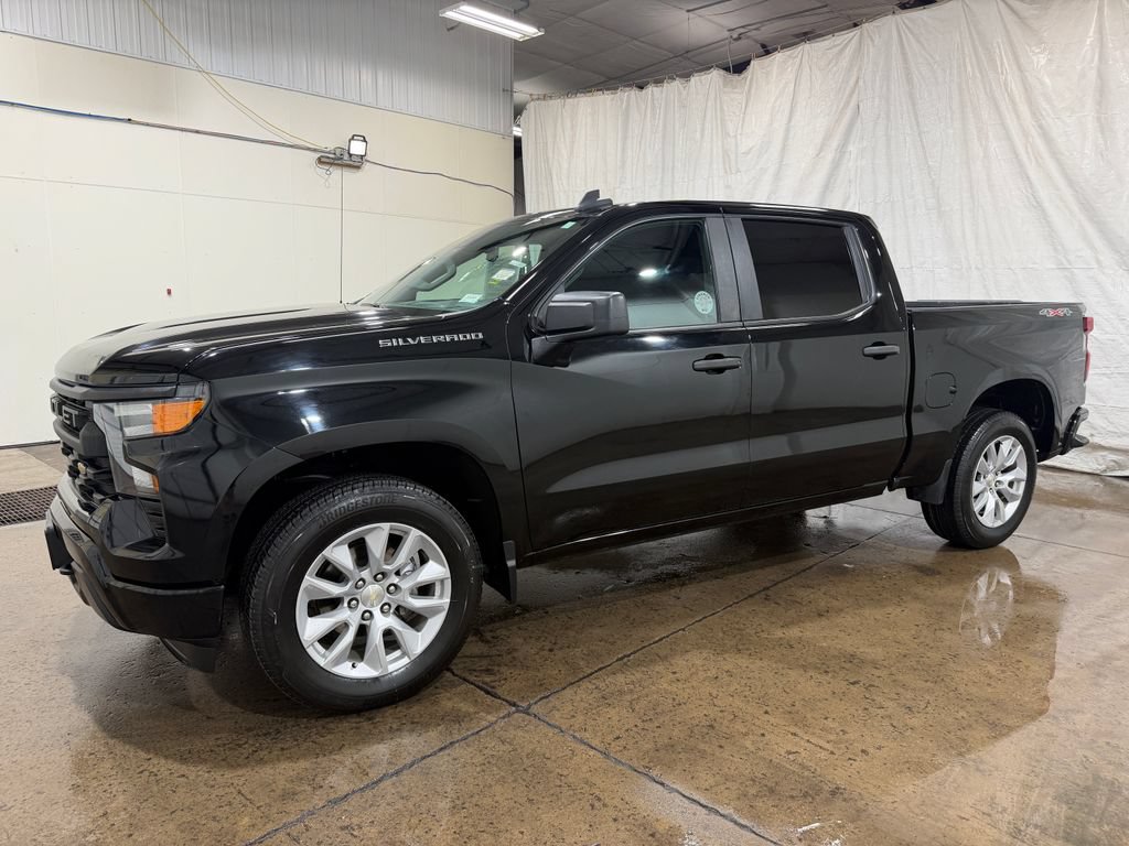 Used 2022 Chevrolet Silverado 1500 Custom AWD/4WD image 17