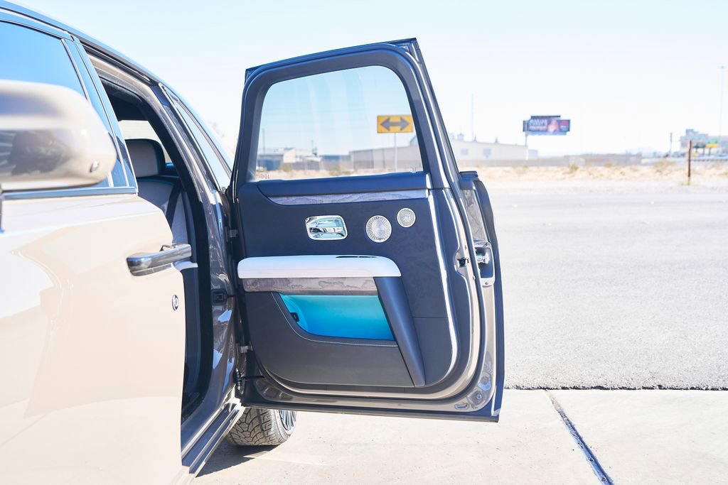 Used 2025 Rolls-Royce Ghost AWD/4WD image 27