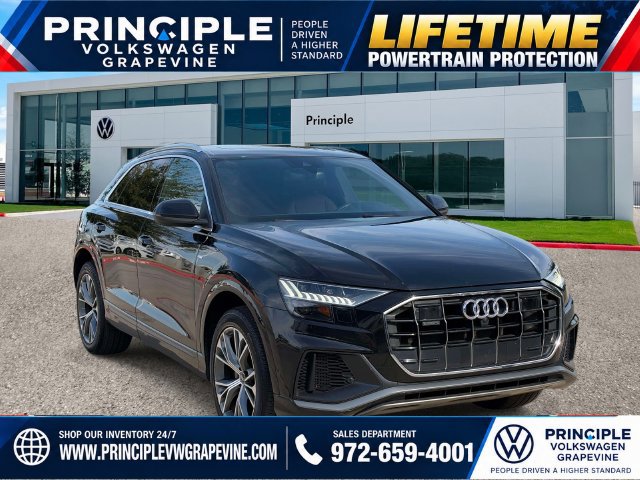 Used 2023 Audi Q8 Premium Plus w/ Premium Plus Package AWD/4WD image 2