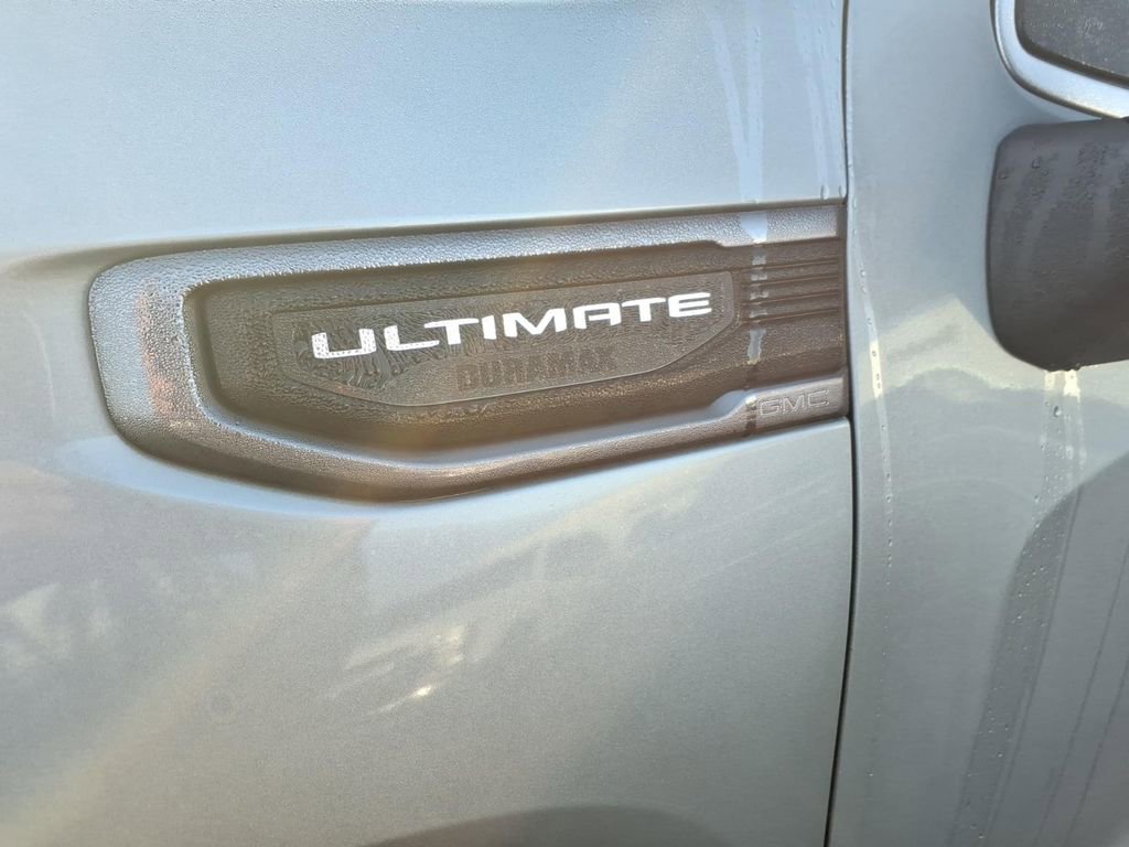 Used 2025 GMC Sierra 1500 Denali Ultimate AWD/4WD image 9