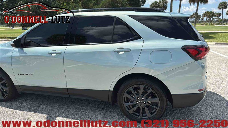 Used 2022 Chevrolet Equinox RS w/ Infotainment Package FWD image 5