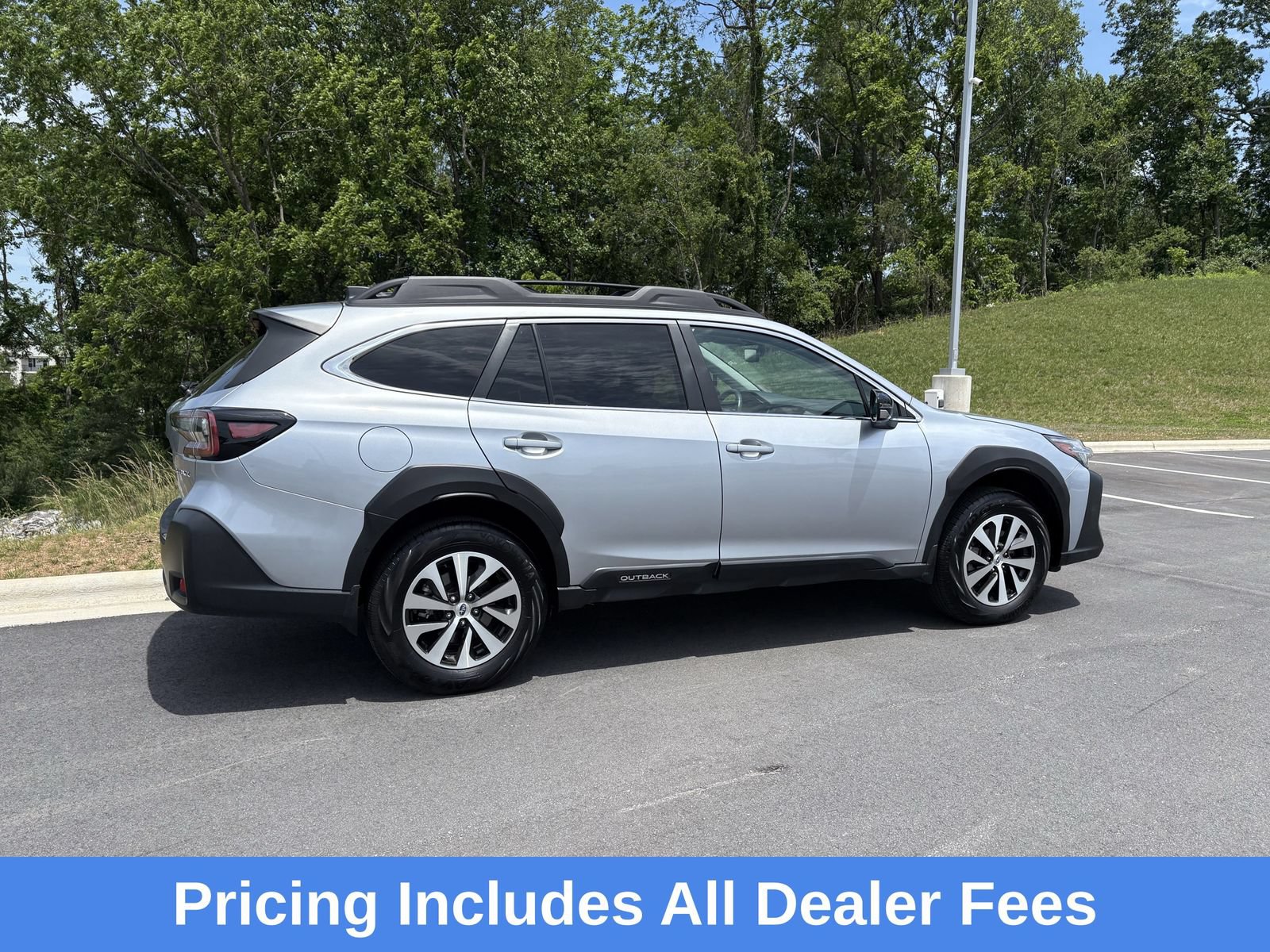 Certified 2025 Subaru Outback Premium w/ Popular Package #1A AWD/4WD image 8