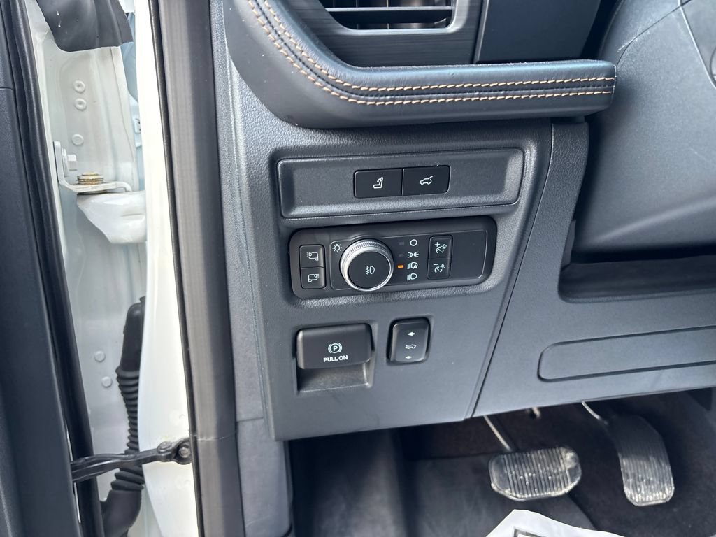 Used 2022 Ford Expedition Max Platinum AWD/4WD image 15