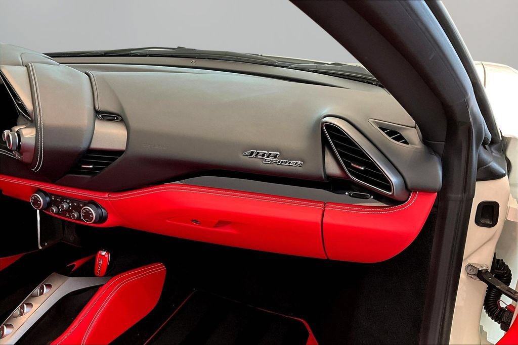 Used 2017 Ferrari 488 Spider RWD image 20
