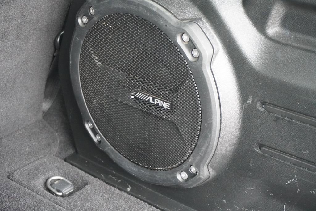 Used 2018 Jeep Wrangler Unlimited Sahara image 8