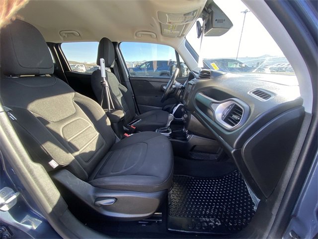 Used 2019 Jeep Renegade Latitude w/ UConnect 8.4 Nav Group image 24