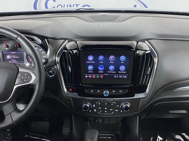 Used 2023 Chevrolet Traverse RS AWD/4WD image 19