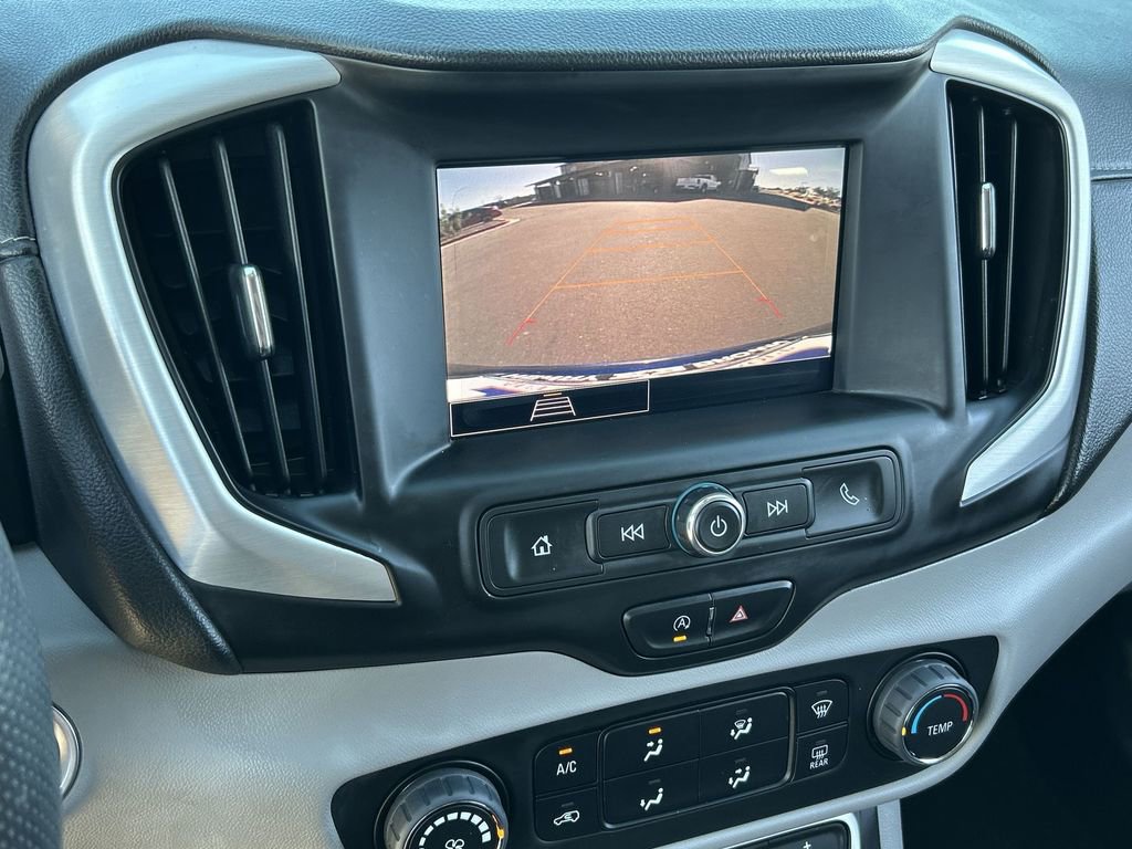 Used 2023 GMC Terrain SLE image 15