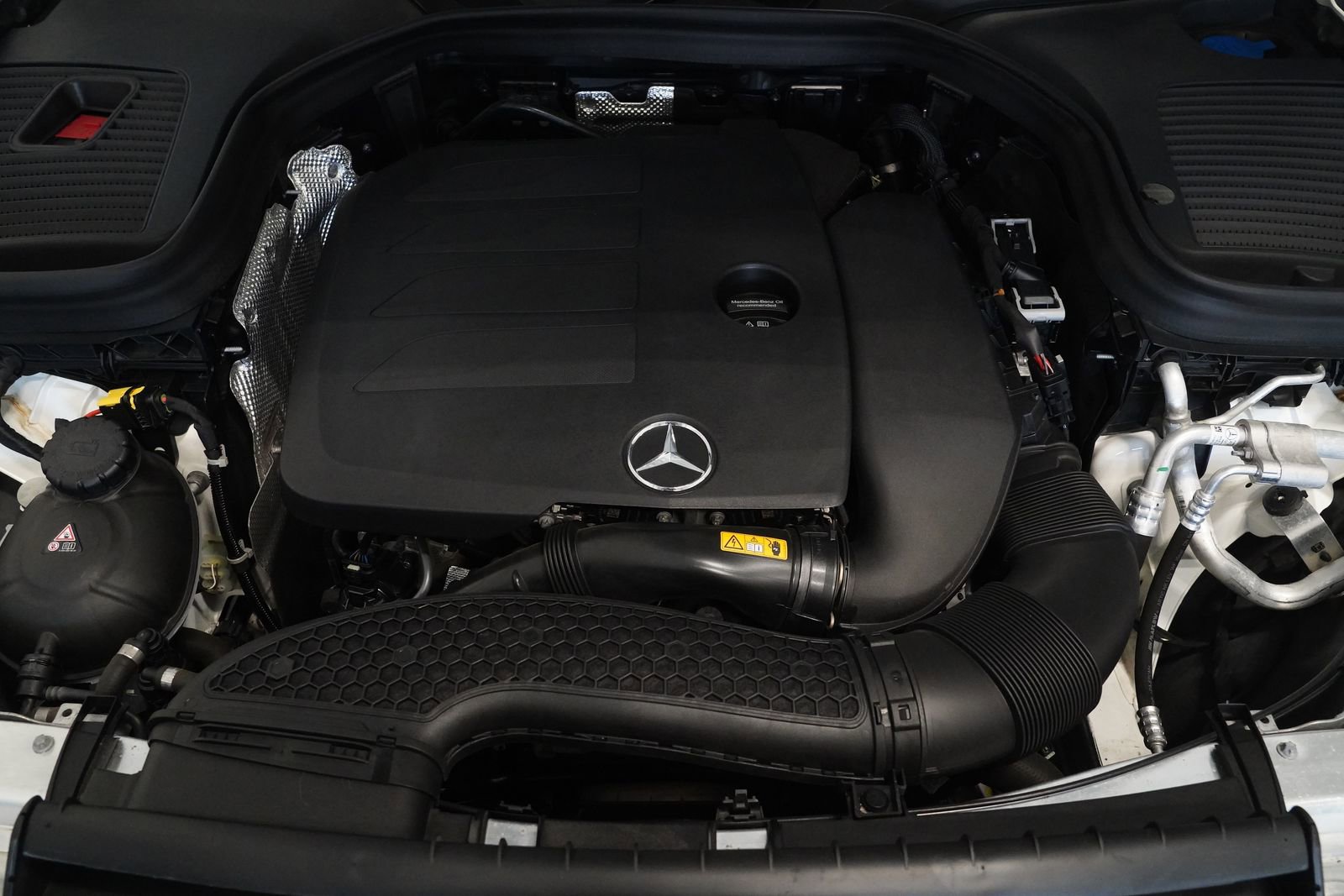 Certified 2021 Mercedes-Benz GLC 300 4MATIC image 30