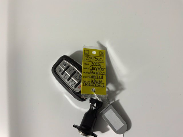 Used 2026 Chrysler Pacifica Limited FWD image 50