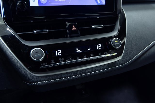 Used 2025 Toyota Corolla XSE image 18