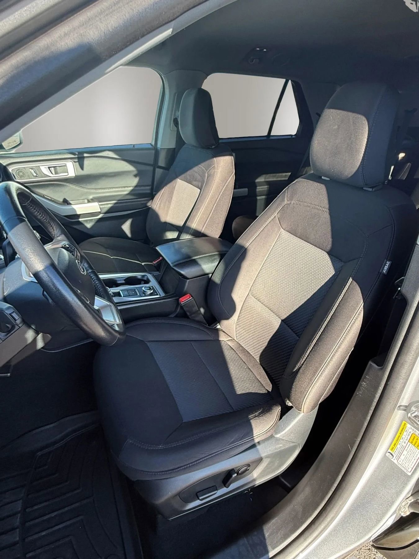 Used 2023 Ford Explorer XLT w/ Class IV Trailer Tow Package image 10