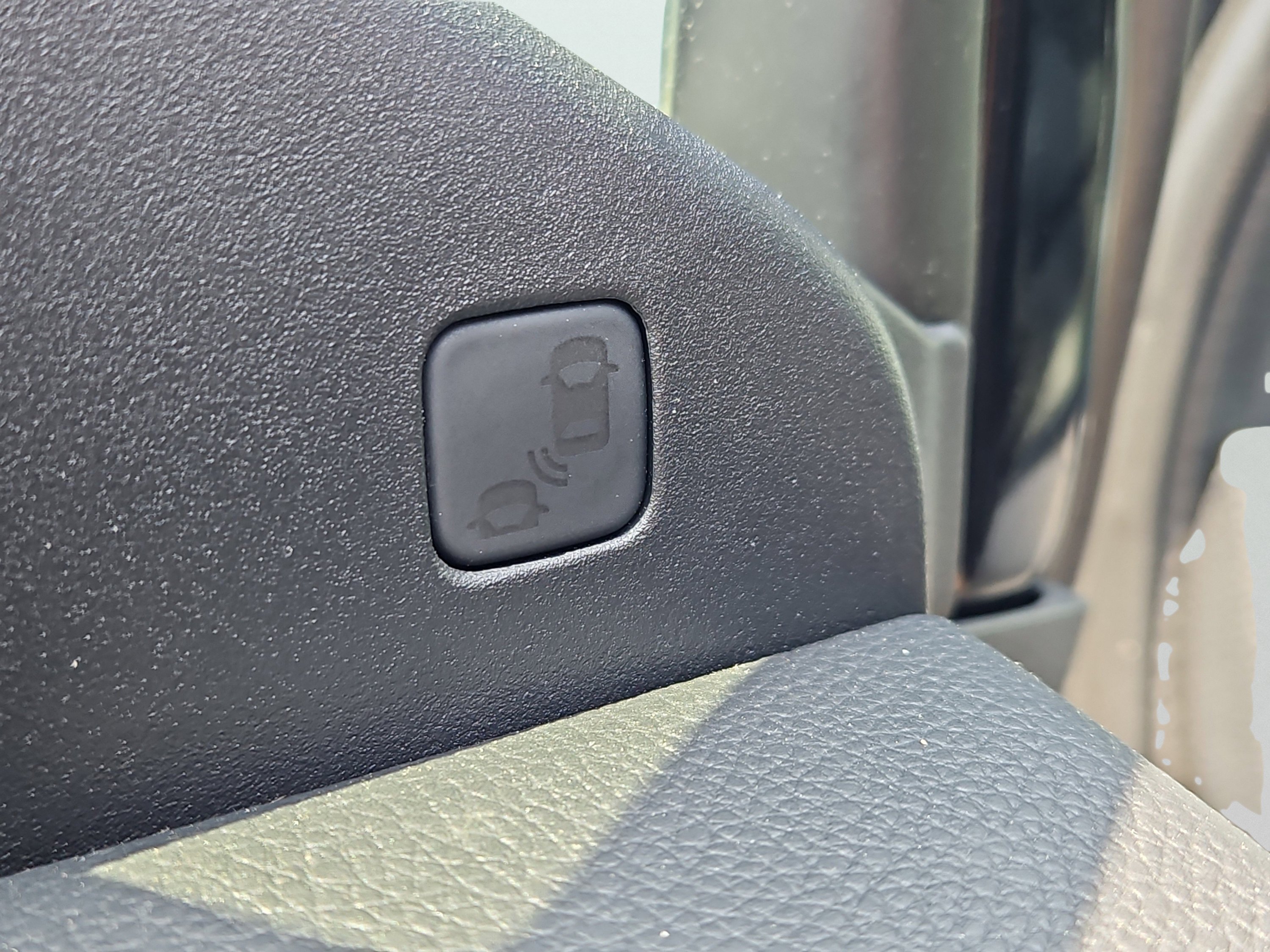 Certified 2024 Honda Passport EX-L image 17