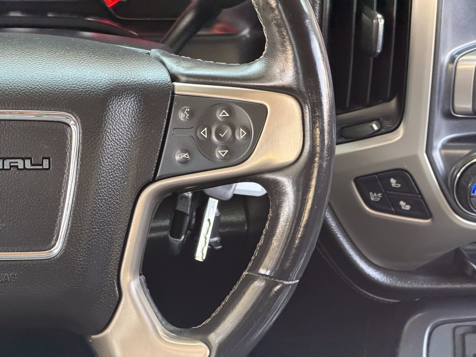Used 2015 GMC Sierra 2500 Denali w/ Driver Alert Package AWD/4WD image 16