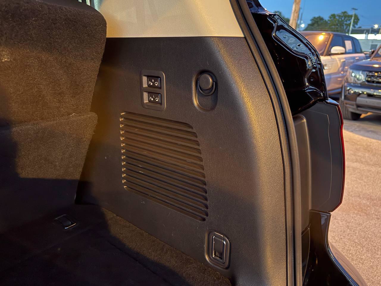 Used 2019 INFINITI QX80 Luxe AWD/4WD image 53