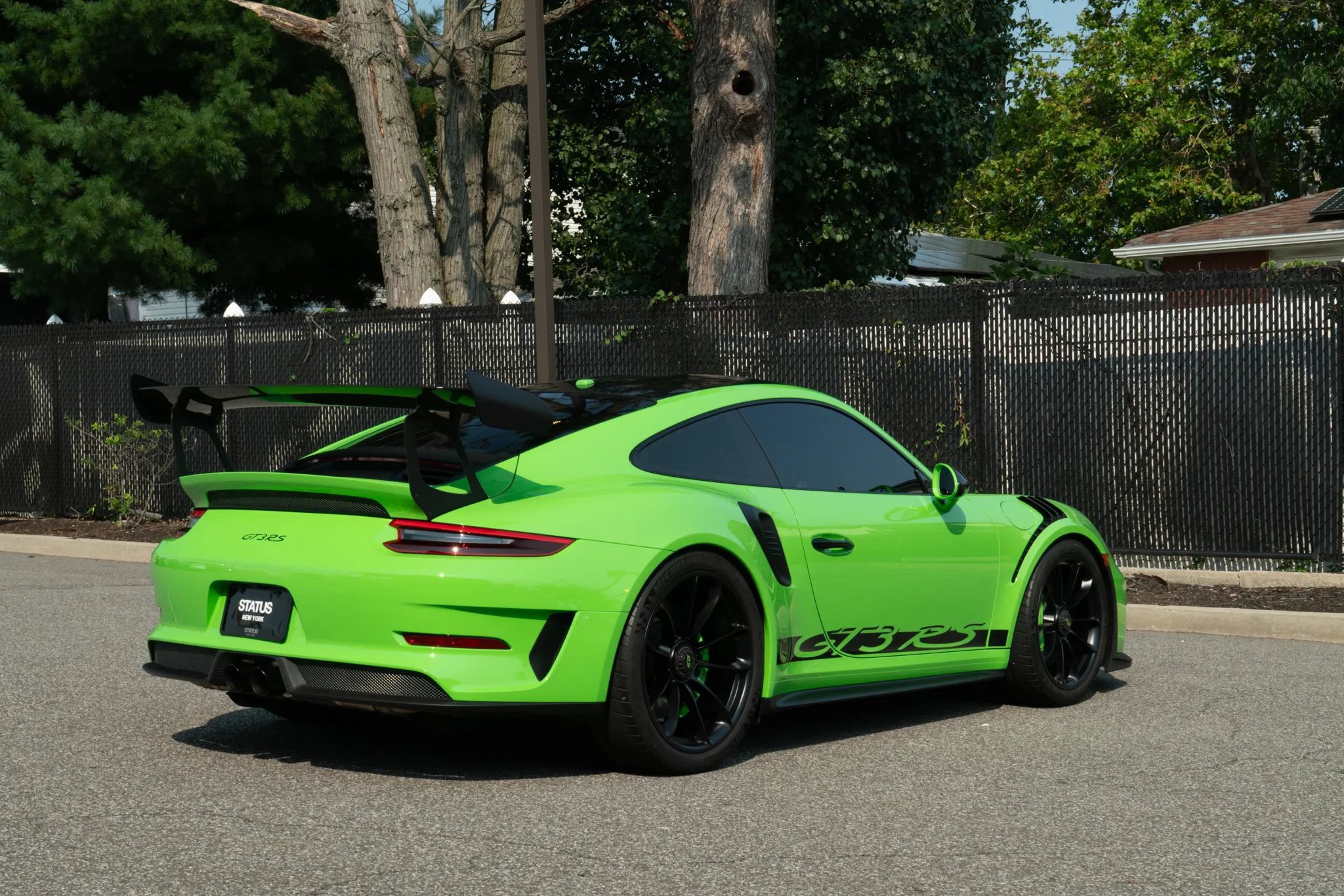 Used 2019 Porsche 911 GT3 RS RWD image 8