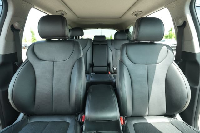Used 2020 Hyundai Santa Fe Limited AWD/4WD image 40