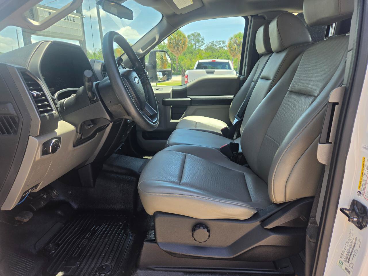 Used 2021 Ford F350 XL w/ Power Equipment Group AWD/4WD image 8