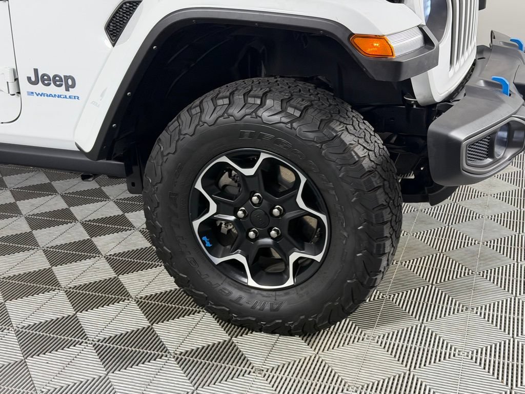 Used 2023 Jeep Wrangler Unlimited Rubicon 4xe AWD/4WD image 12