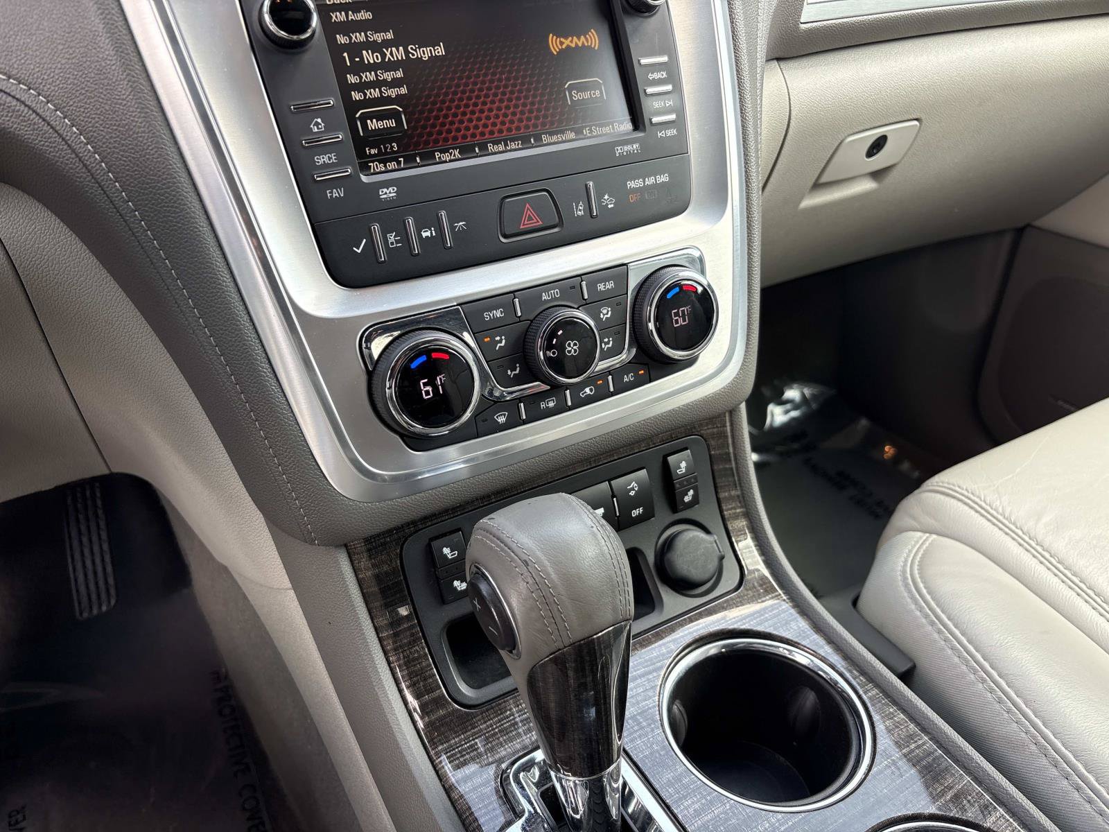 Used 2014 GMC Acadia SLT AWD/4WD image 23