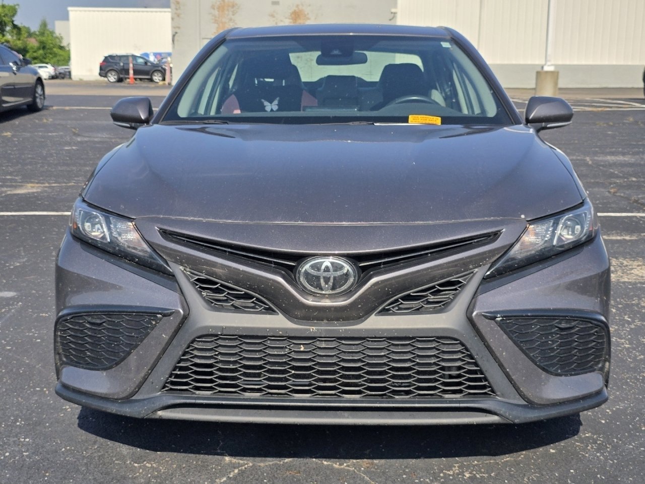 Used 2024 Toyota Camry SE AWD/4WD image 2