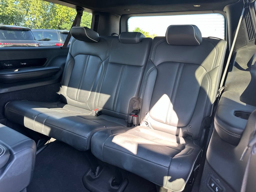 Used 2024 Jeep Grand Wagoneer L Series II w/ Quick Order Packagew 28T AWD/4WD image 41