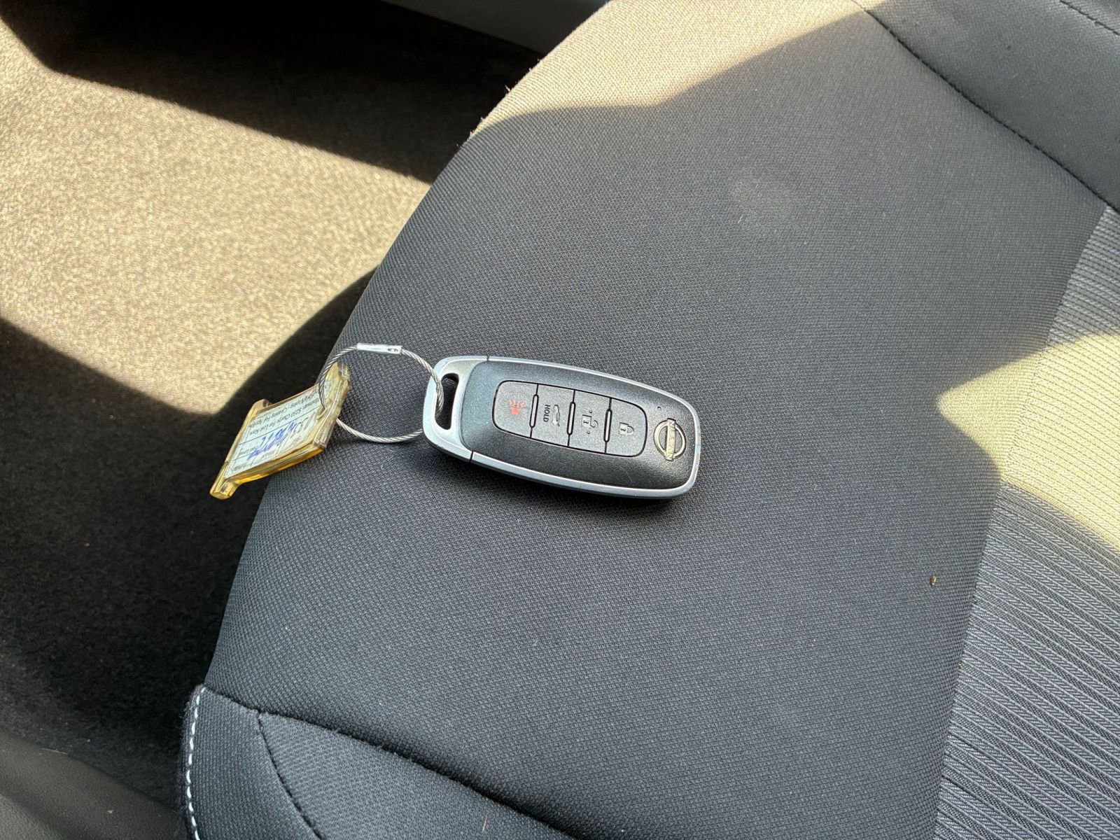Used 2025 Nissan Sentra SV FWD image 21