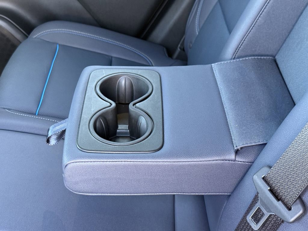 Used 2025 Chevrolet Blazer RS image 31