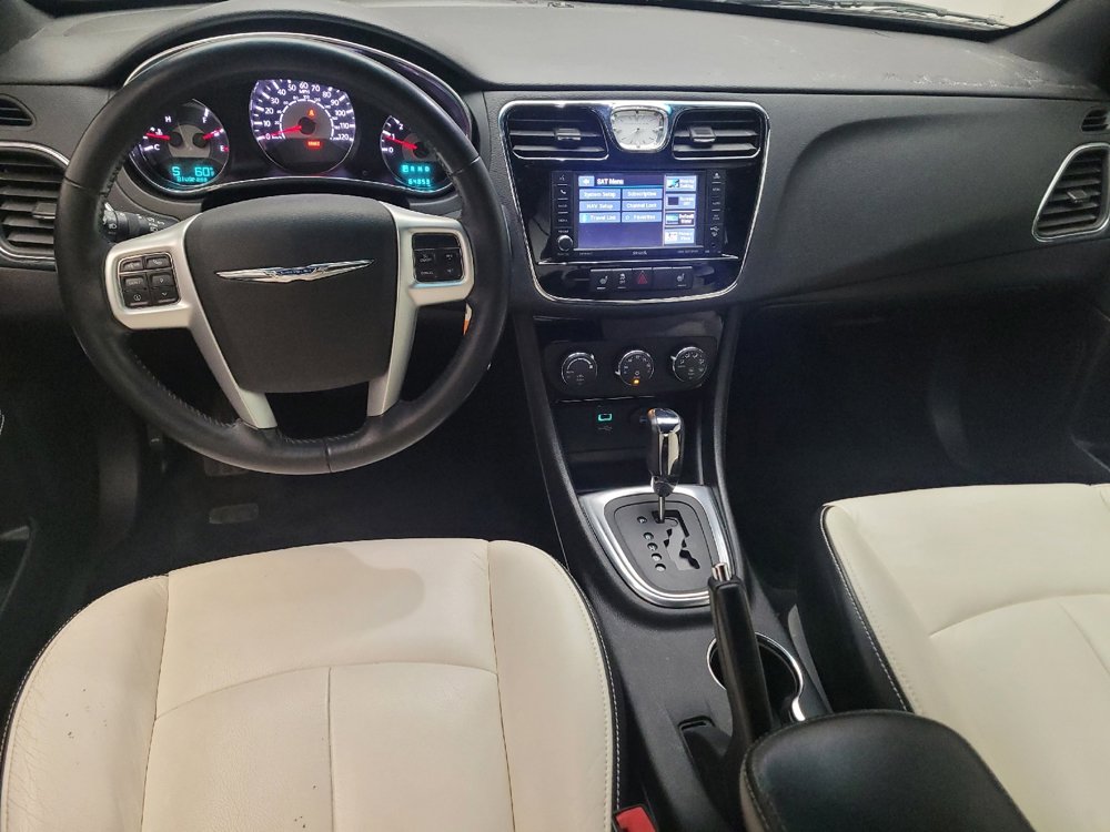 Used 2014 Chrysler 200 Limited image 22
