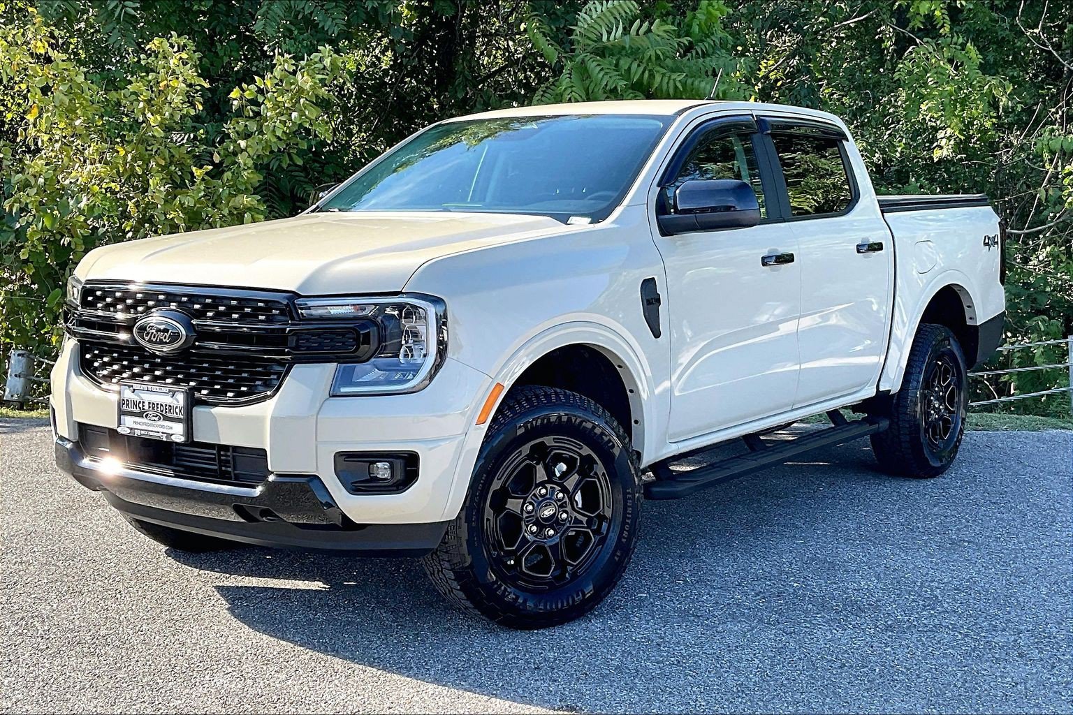 Certified 2025 Ford Ranger XLT w/ Black Appearance Package AWD/4WD image 3