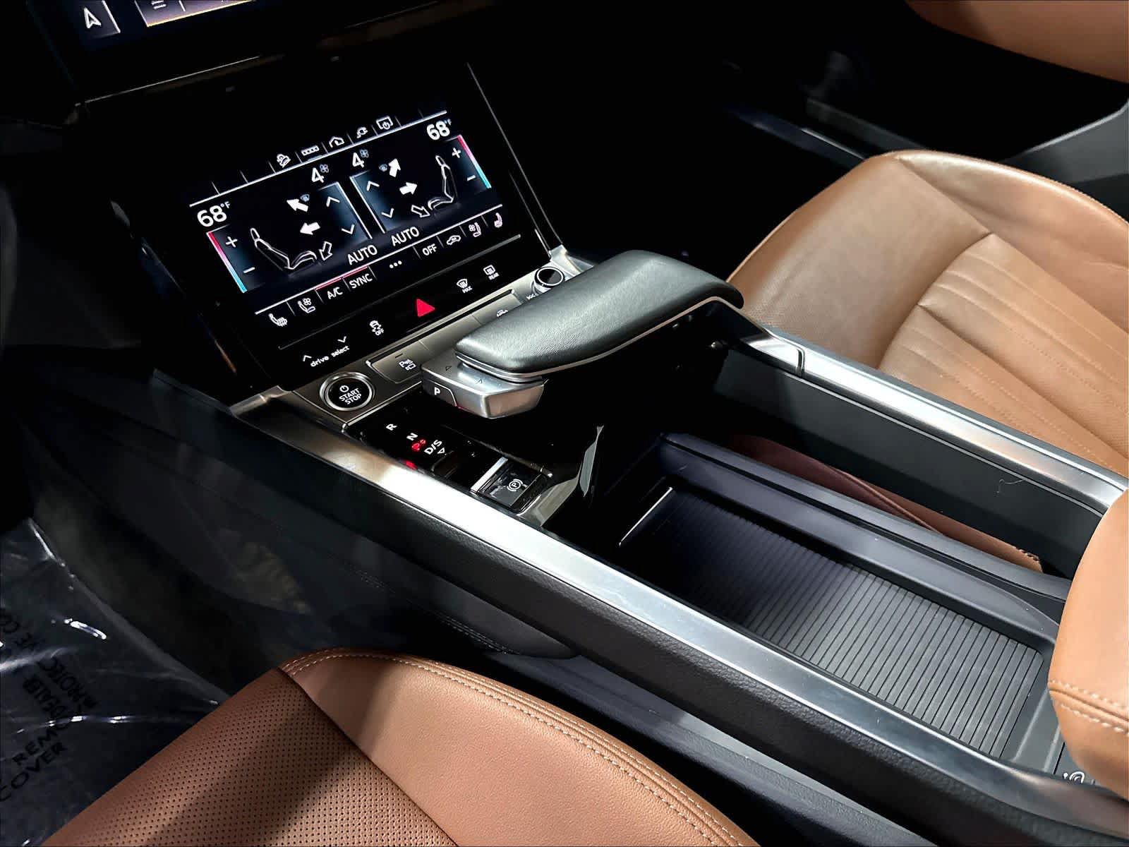 Used 2024 Audi Q8 e-tron Premium Plus AWD/4WD image 20