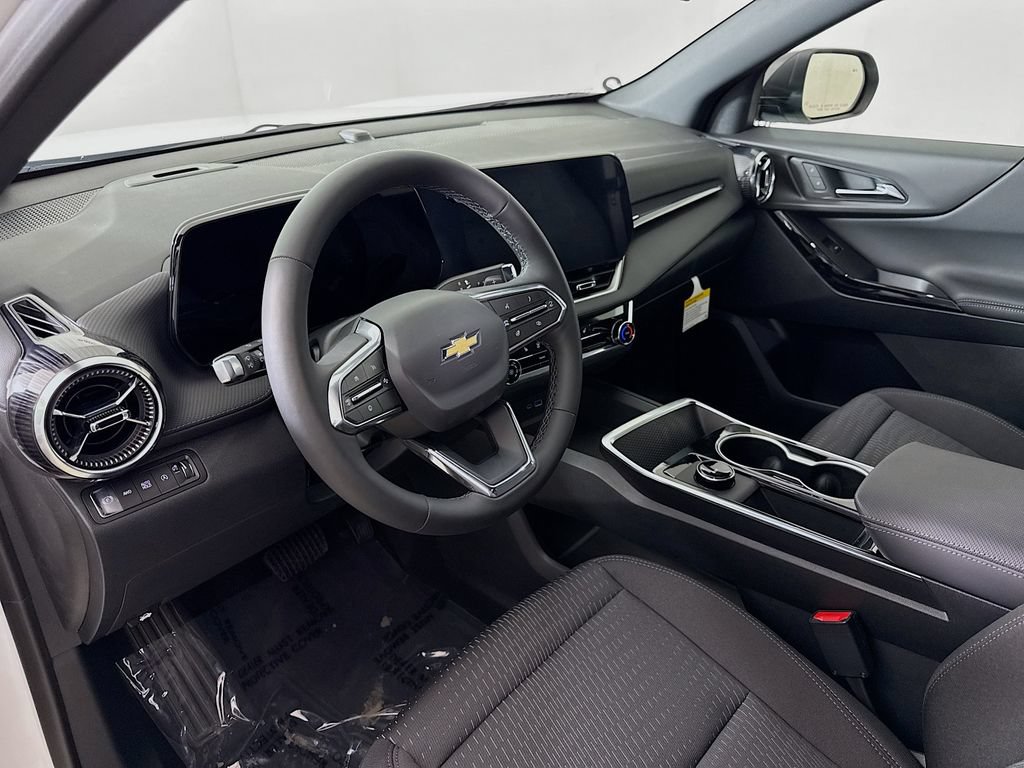 New 2026 Chevrolet Equinox LT w/ Safety and Technology Package AWD/4WD image 9