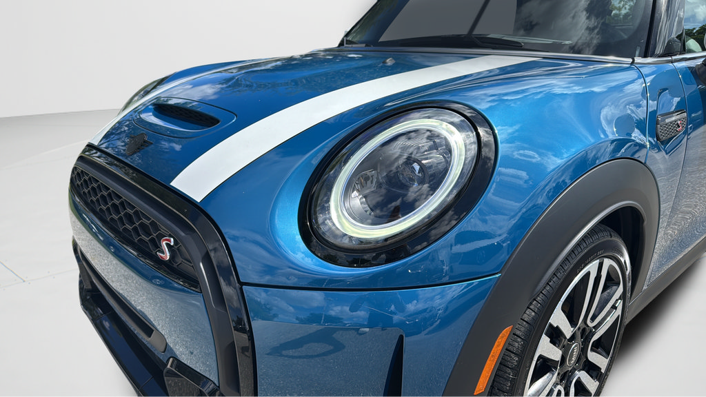 Used 2024 MINI Cooper S w/ Signature Upholstery Package FWD image 26