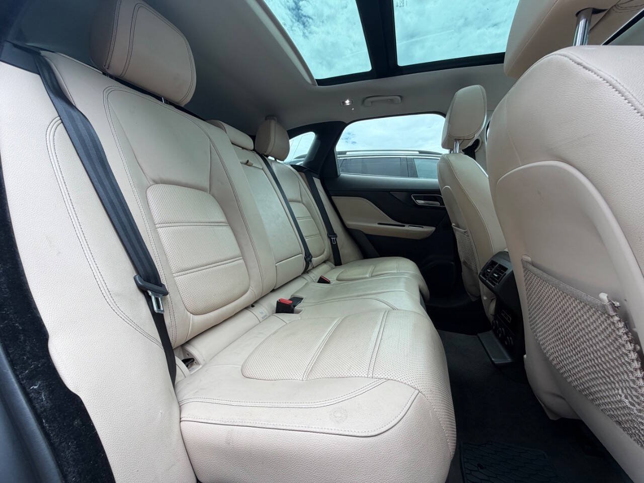 Used 2018 Jaguar F-PACE Prestige AWD/4WD image 22
