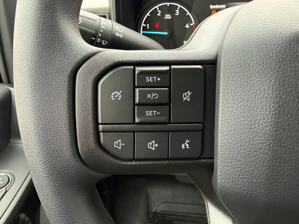 New 2025 Ford F250 XL w/ FX4 Off-Road Package AWD/4WD image 11