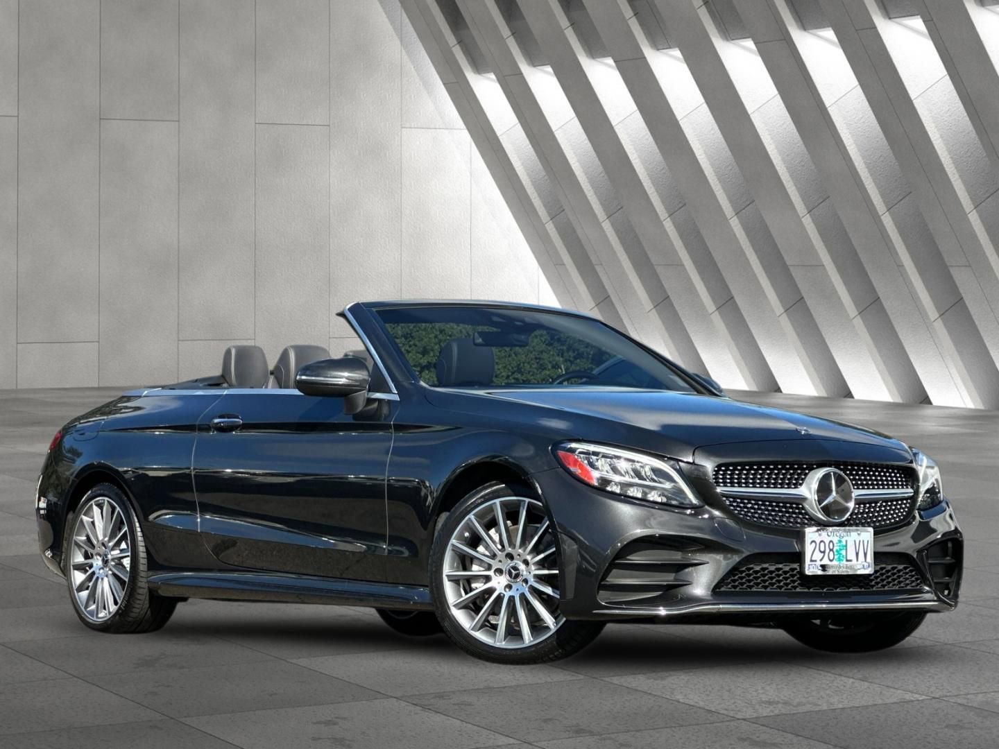 Used 2019 Mercedes-Benz C 300 4MATIC Cabriolet image 2