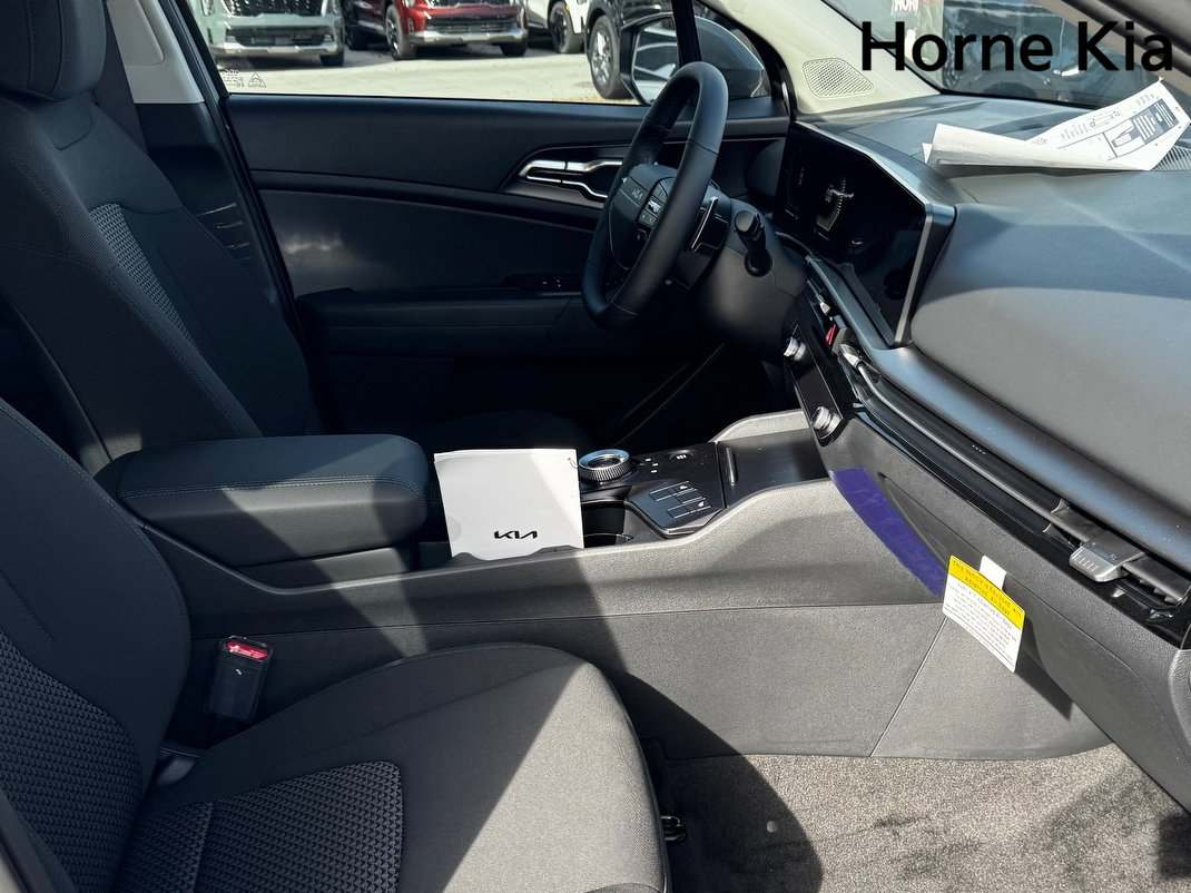 New 2026 Kia Sportage S image 16