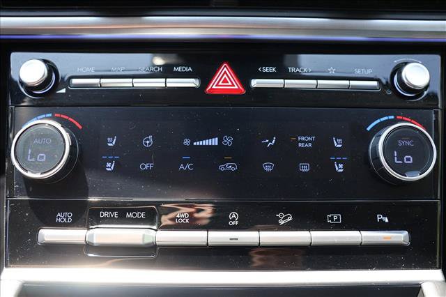 Certified 2026 Hyundai Santa Fe Limited AWD/4WD image 19