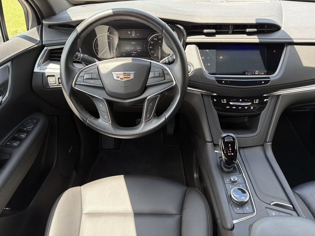 Certified 2023 Cadillac XT5 Luxury FWD image 18