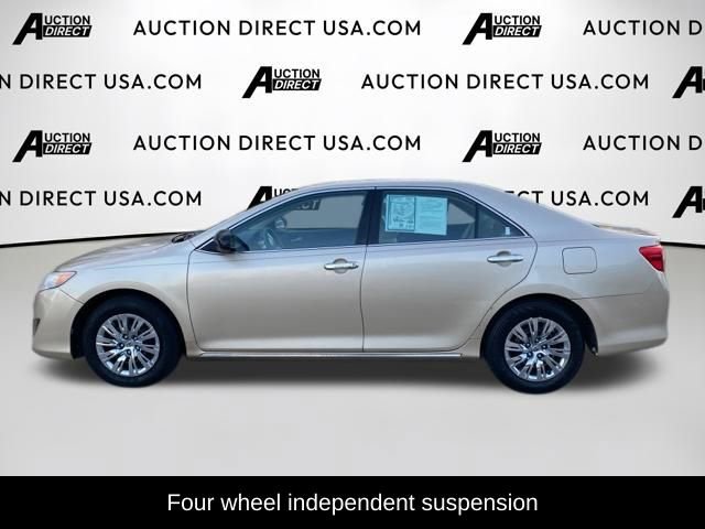 Used 2012 Toyota Camry LE FWD video 3