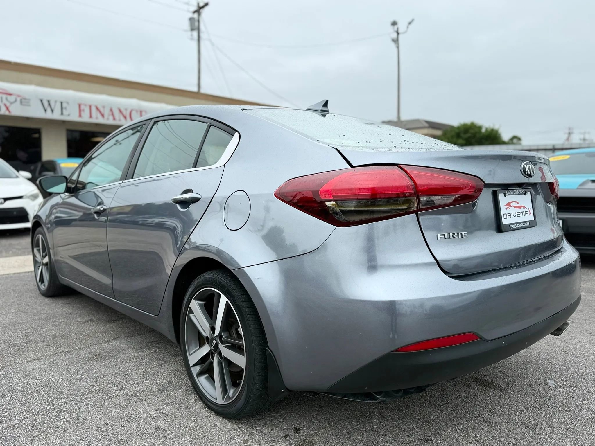 Used 2018 Kia Forte EX FWD image 9