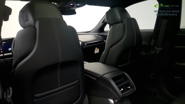 Used 2024 Cadillac Lyriq Sport RWD image 49