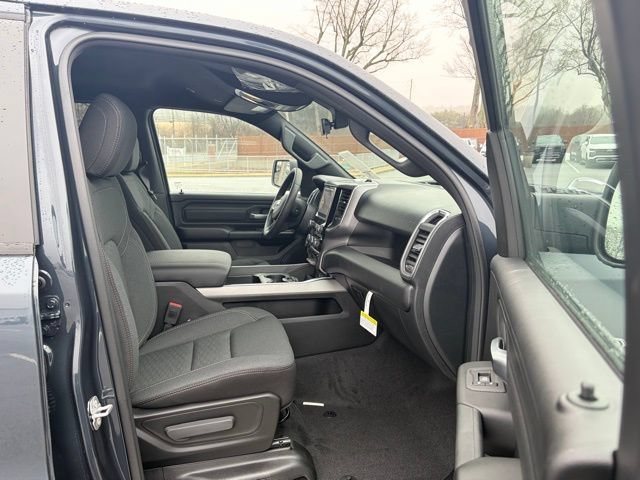 New 2026 RAM 1500 Express AWD/4WD image 23