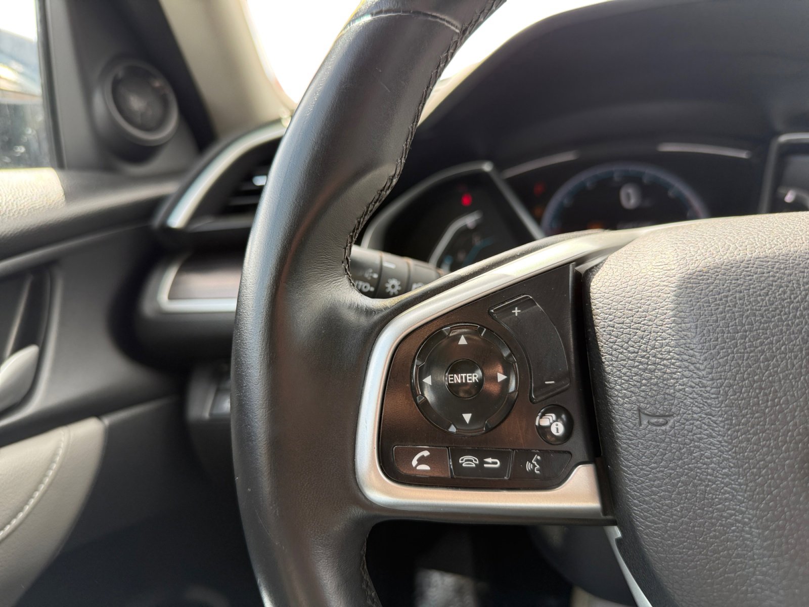 Used 2021 Honda Civic EX-L image 13