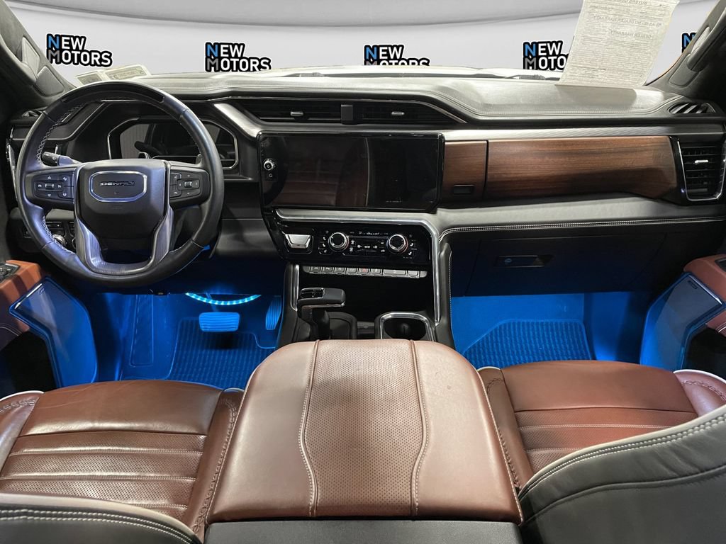 Used 2025 GMC Sierra 1500 Denali Ultimate AWD/4WD image 10