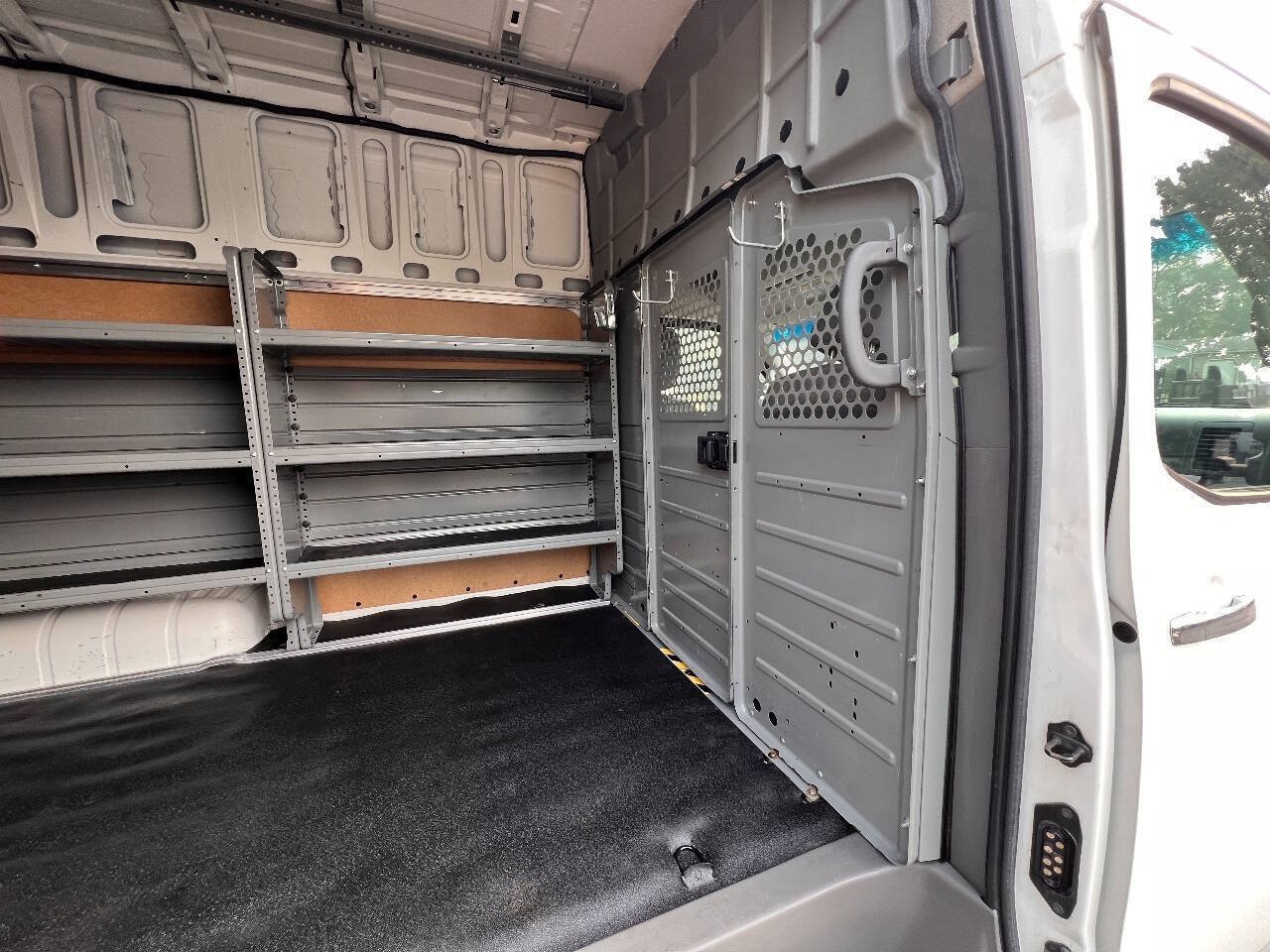 Used 2012 Nissan NV 3500 SV w/ Technology Pkg RWD image 29