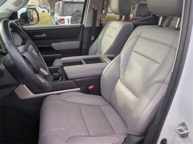 Used 2022 Toyota Tundra Limited image 21