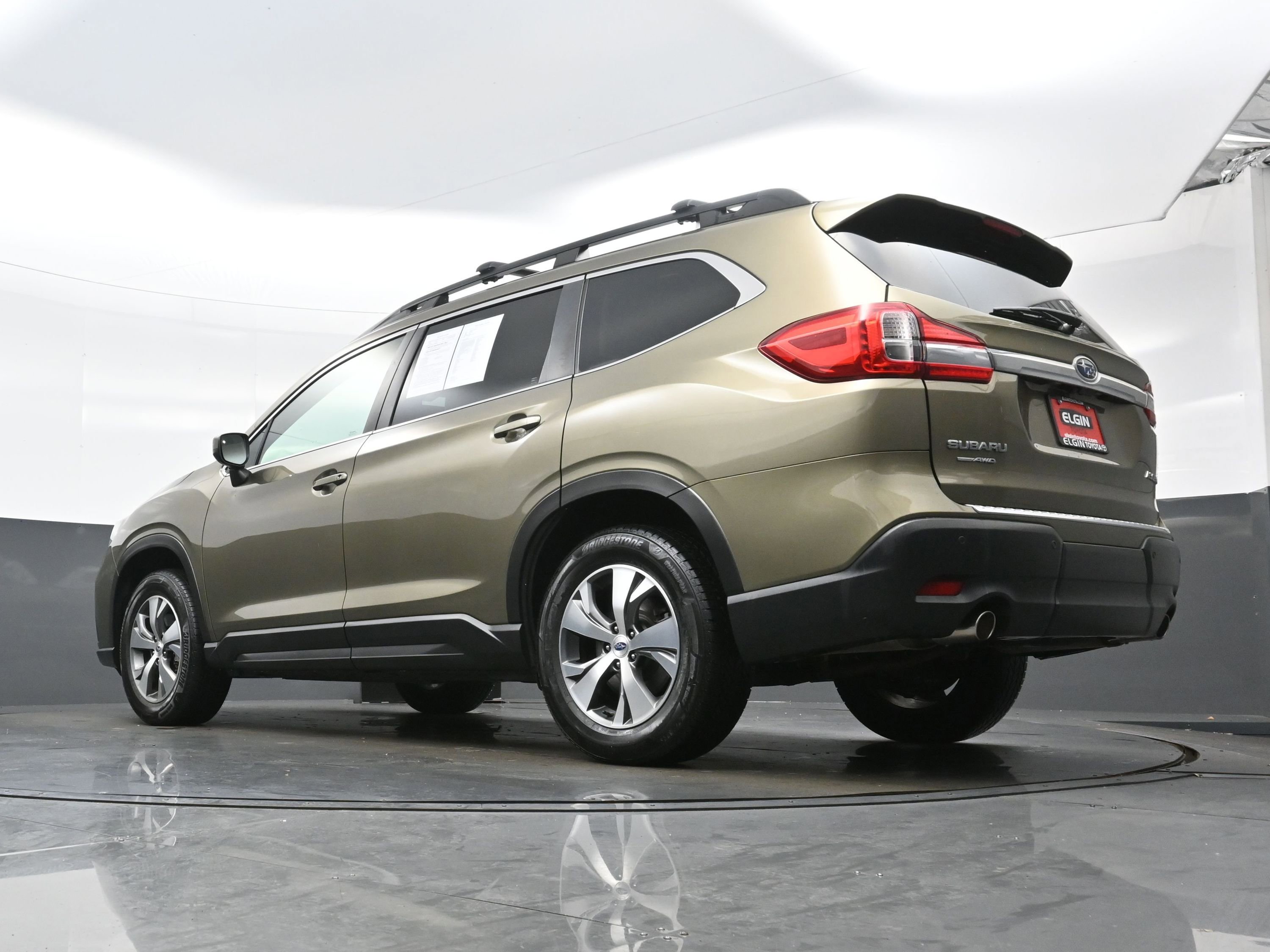 Used 2022 Subaru Ascent Premium w/ Convenience Package AWD/4WD image 30